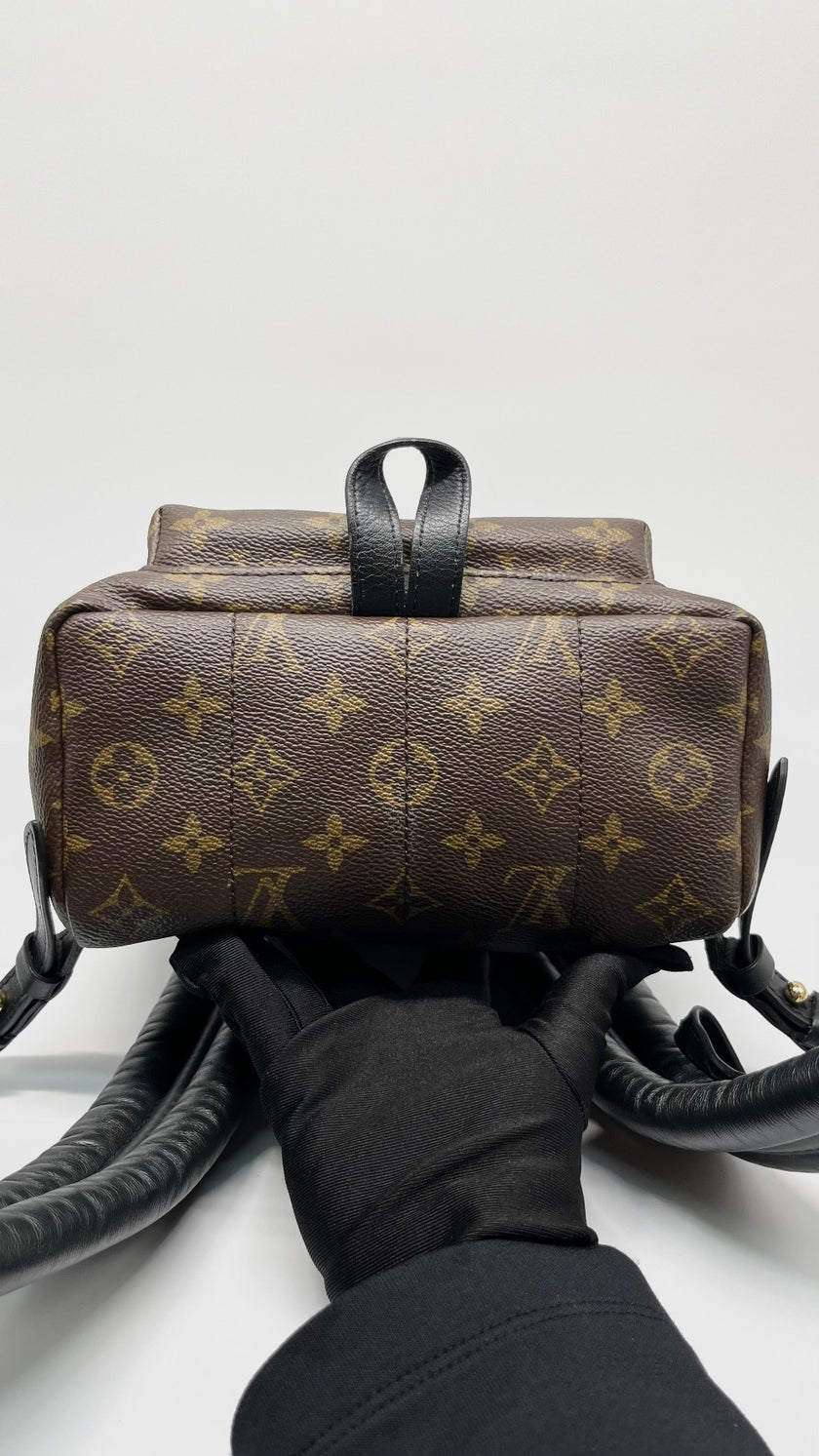 Preowned. LV Palmspring PM Monogram Backpack. CA0137|13591