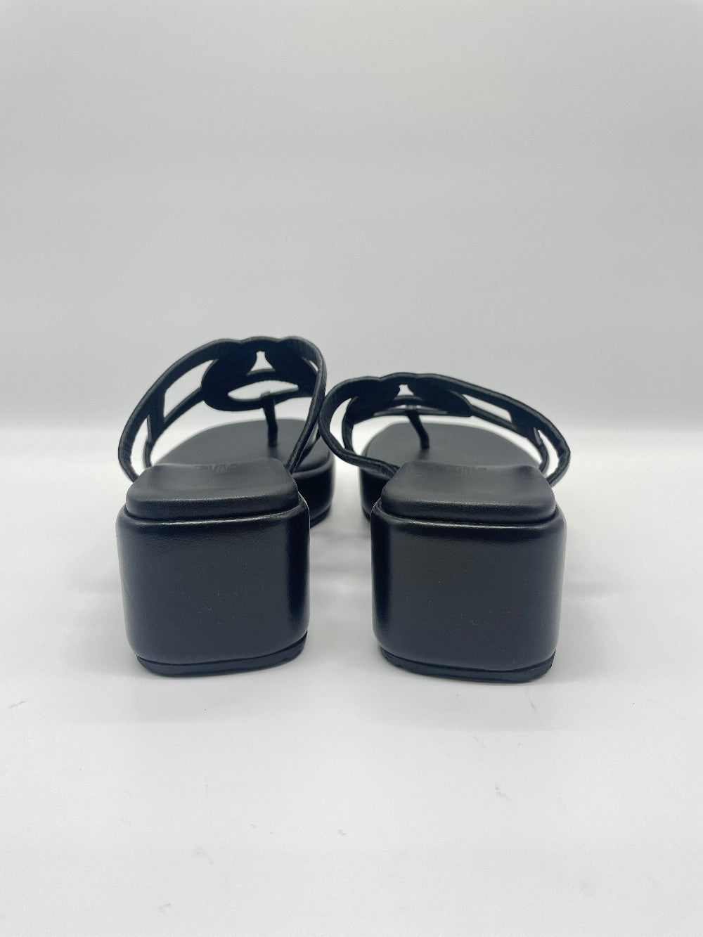 Brand New. Hermes Gipsy Sandals Black. 38|9162