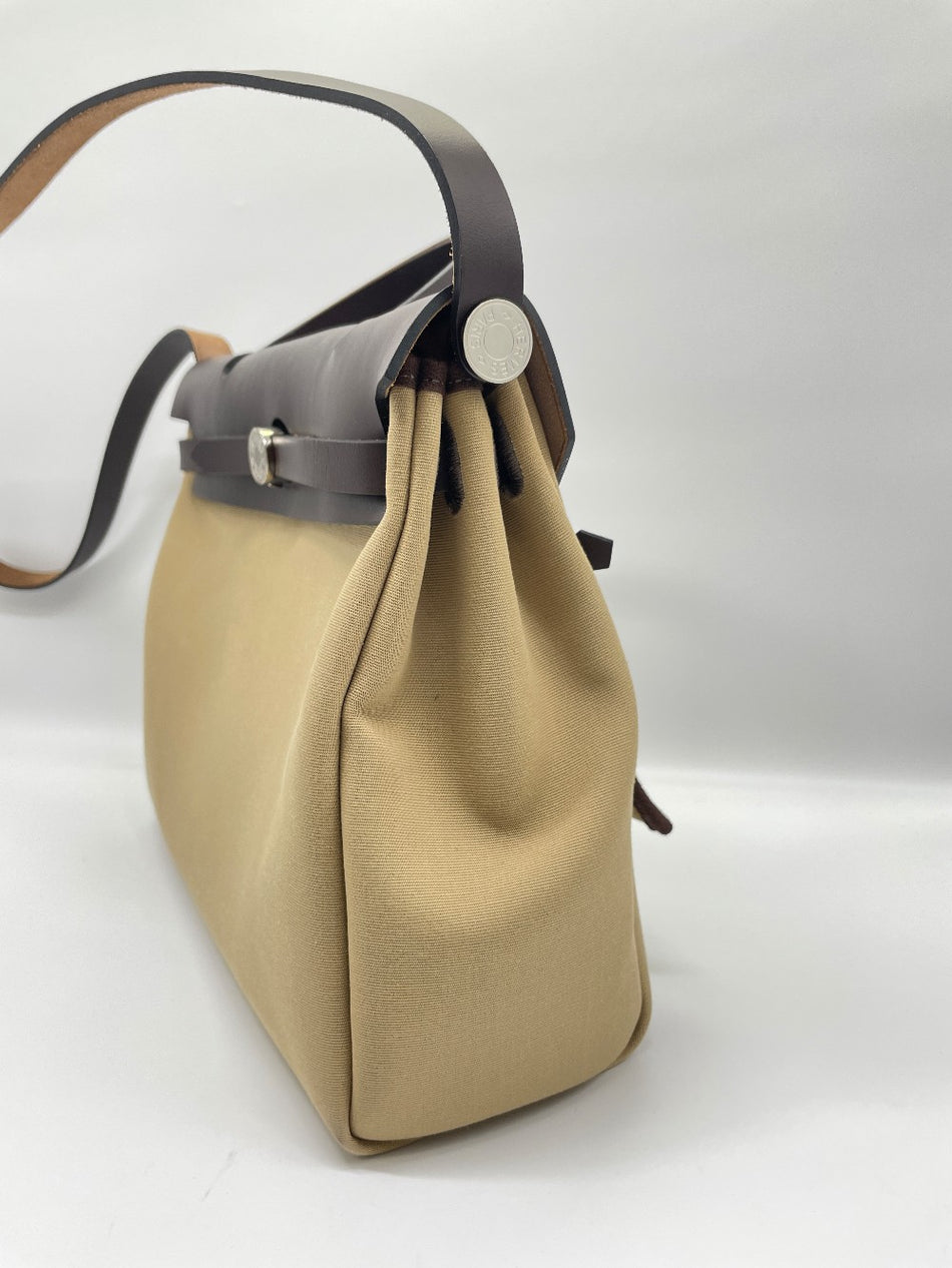 Preowned. Hermes Herbag 31 Trench/Ebene Canvass PHW. UMN009KD|10293