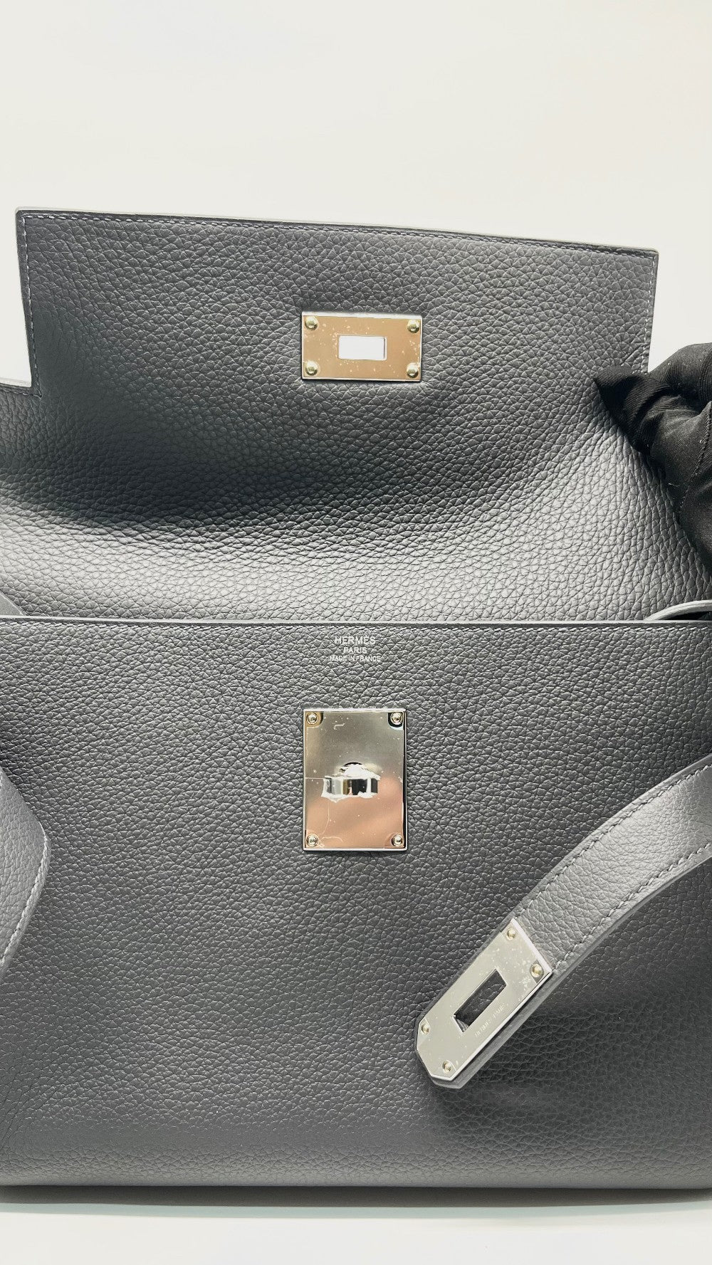 Brand New. Hermes Kelly Messenger Gris Mysty PHW. KMS918IM|14246