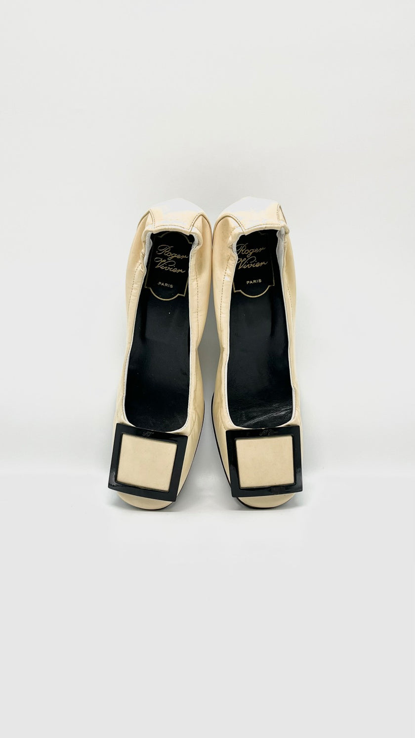 Brand New. Roger Vivier Low Heel Patent White. 37.5|10792