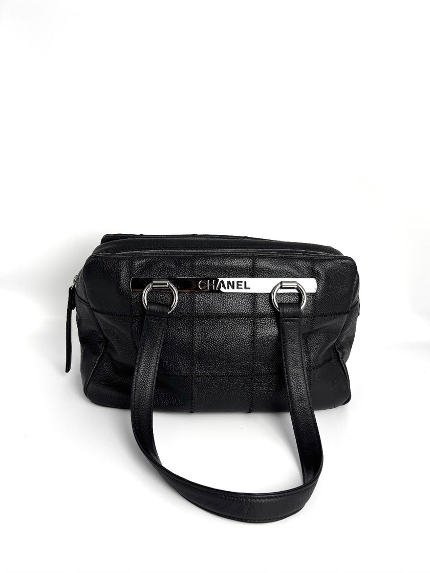 Preowned. Chanel Square Stitch Bowling Bag Black. 9701924|4050