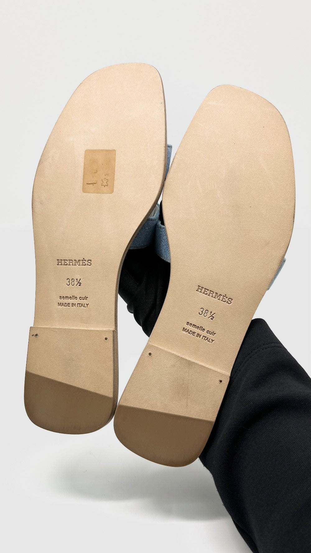Brand New. Hermes Oran Sandals Light Denim/White. 38.5|10253