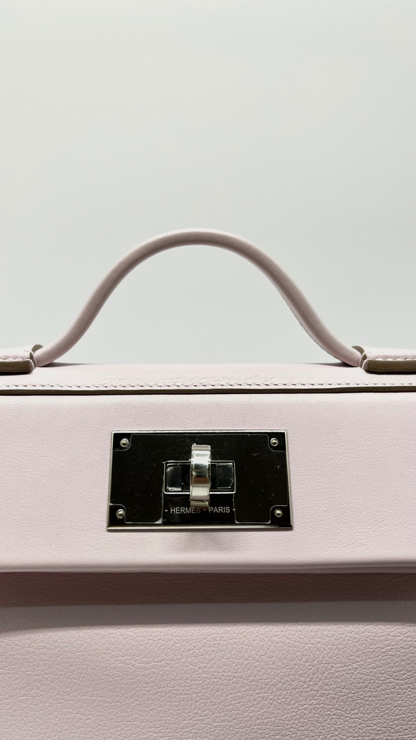 Like New. Hermes 24/24 Mauve Pale Evercolor PHW. UGN998MS|9698