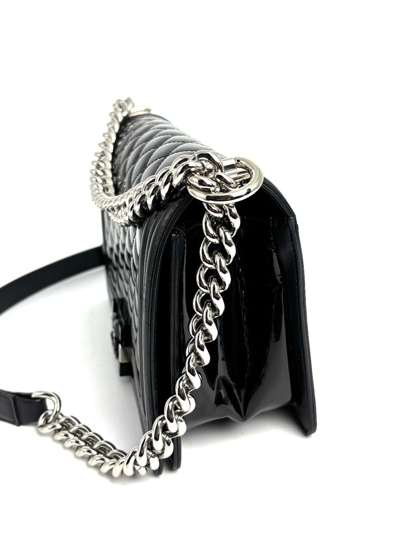 [SALE] Preowned. Chanel Leboy New Medium Patent Black SHW. 20489988|11070