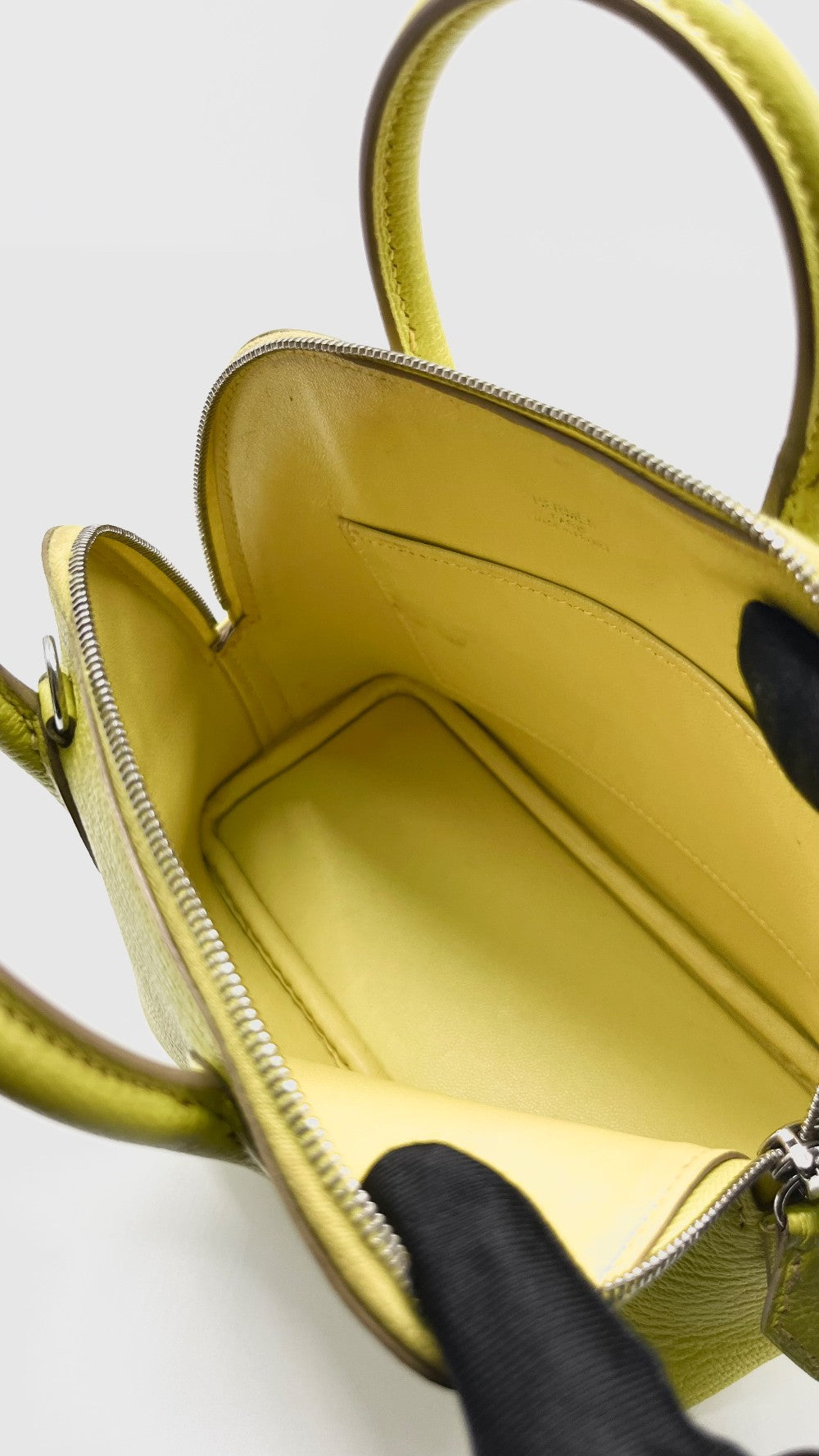 Preowned. Hermes Mini Bolide Lime Chevre PHW. ASA006GK|13454