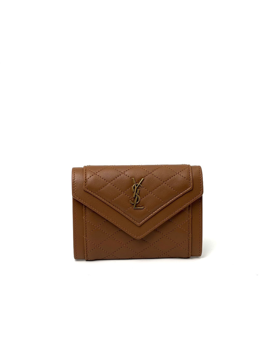Brand New. YSL Gaby Flap Card Case Wallet Quilted Brown|7159