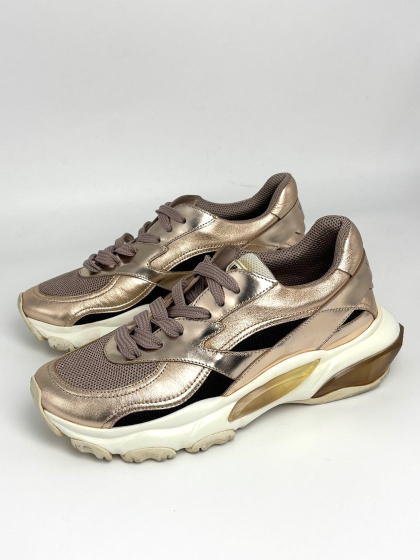 Preowned. Valentino Sneakers Rosegold. 36.5|9031