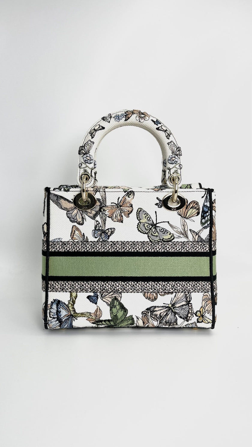 Brand New. Lady Dior D-lite Medium. 50-MA-0283|4424