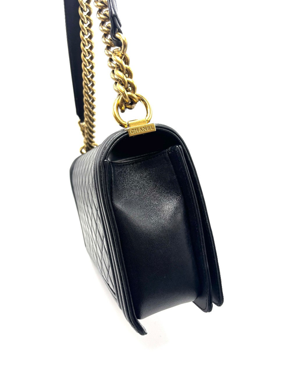 Preowned. Chanel Leboy New Medium Black Lambskin GHW. 21698415|17071
