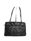 Preowned. Chanel CC Black Quilted Caviar Medium Shopping Tote Bag SHW. 17672225|12392