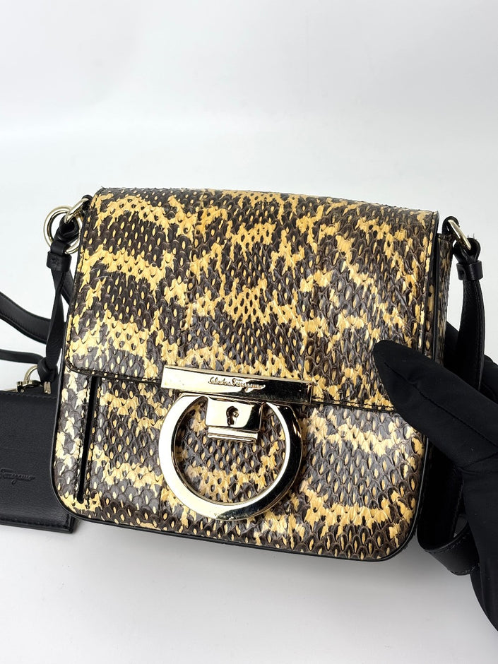 Preowned. Ferragamo Sofia Phyton Crossbody|6003