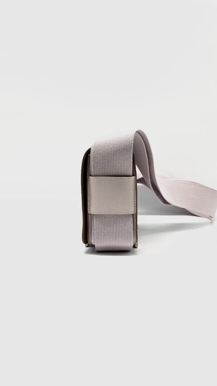 Preowned. Hermes Geta Mauve Pale/Chai Chevre PHW. BPU009NI|8261