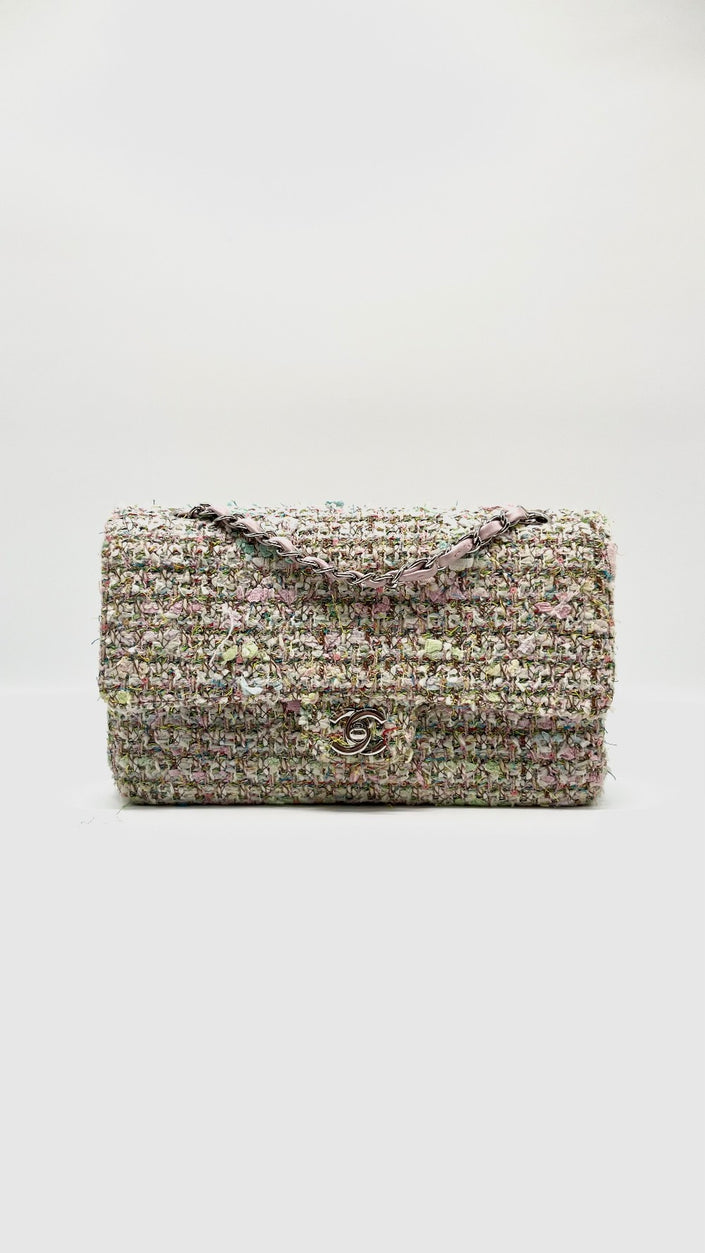 Preowned. Chanel Medium Double Flap Tweed SHW. 9857918|7888