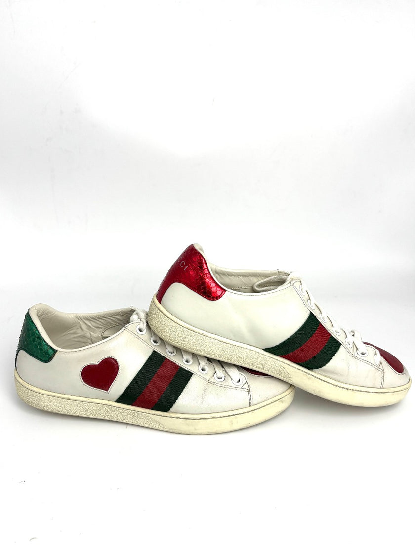 Preowned. Gucci Ace Sneakers Heart White. 35.5|11047