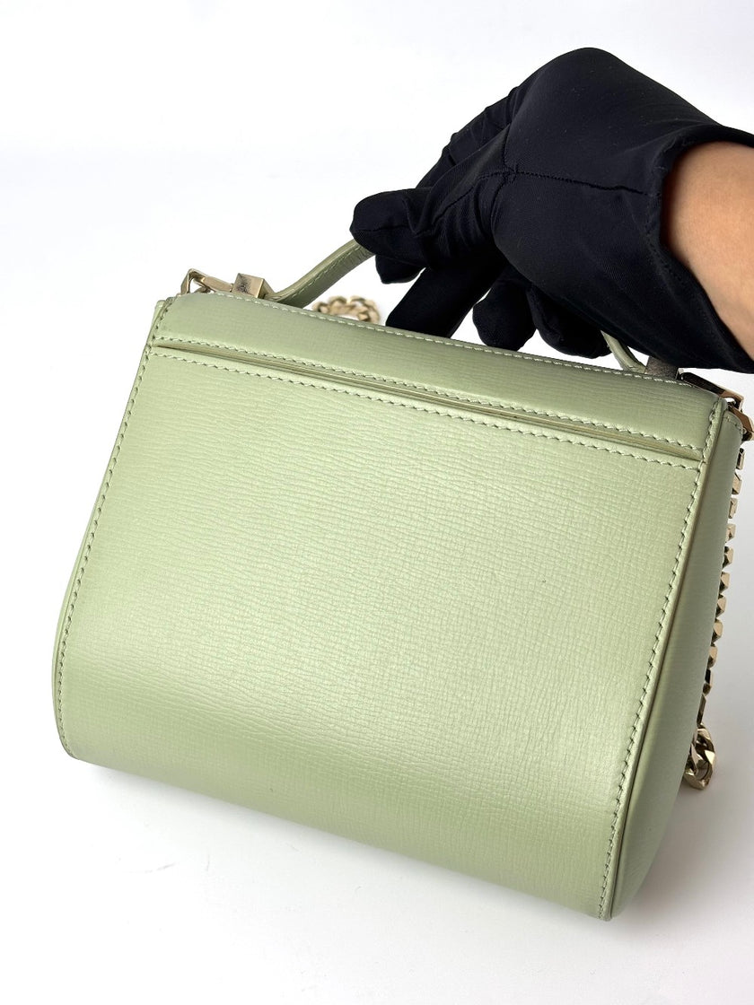 Preowned. Givenchy Pandora Box Mint Green. TEB1105|6019
