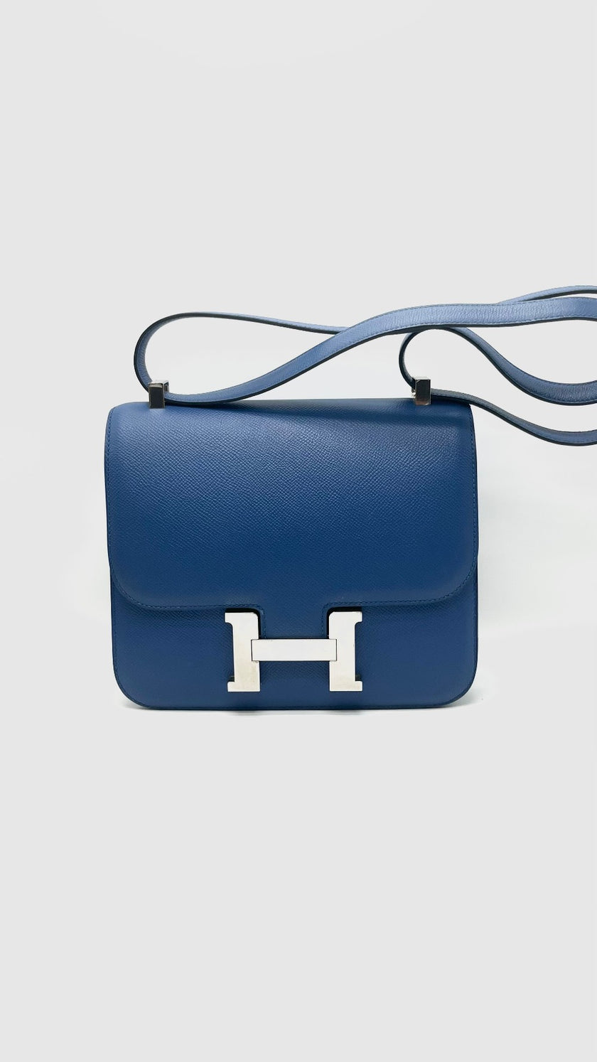 Preowned. Hermes Constance 24 Bleu Agate/Gris Mouette Epsom PHW. ASA692IB|16655