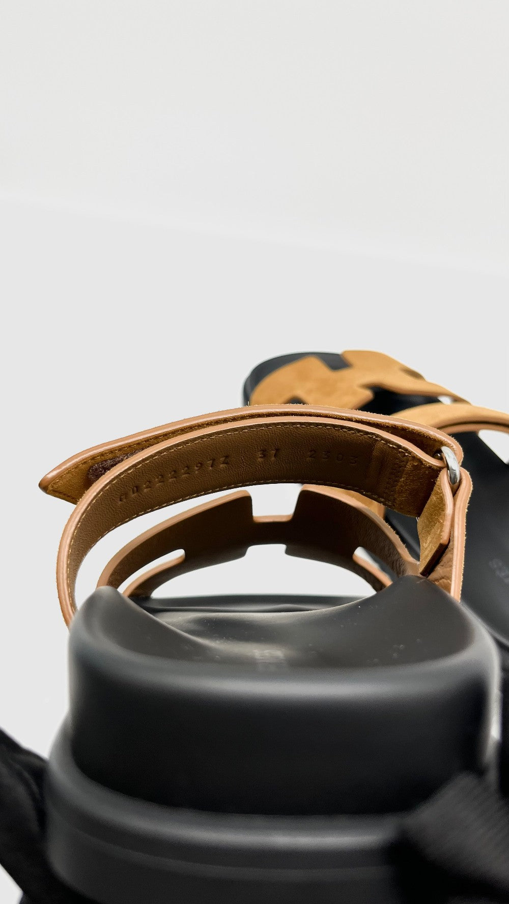 Brand New. Hermes Chypre Suede Camel. 37|13956