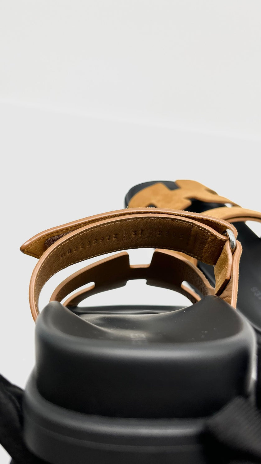 Brand New. Hermes Chypre Suede Camel. 37|13956