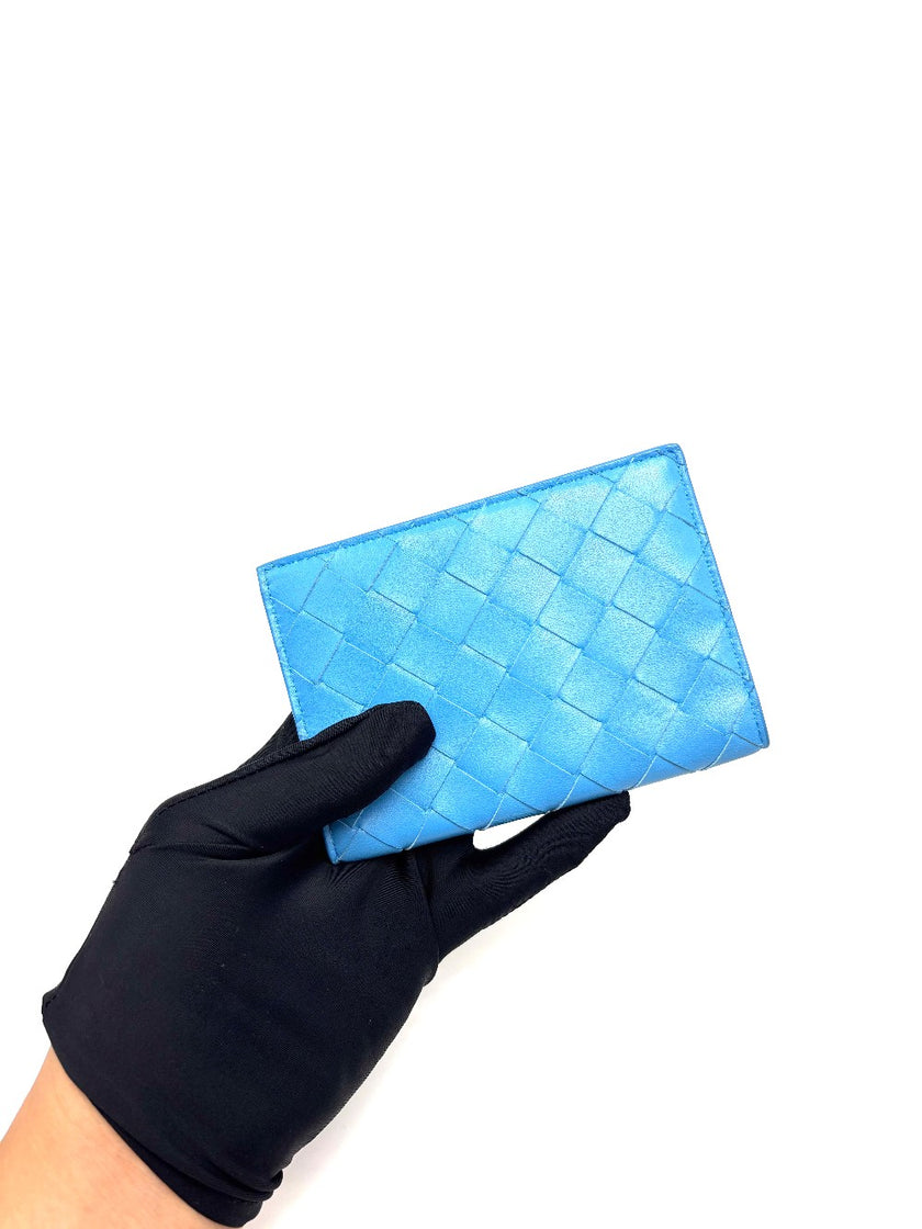 Brana New. Bottega Cassette Bifold Zip Wallet Light Blue|16927