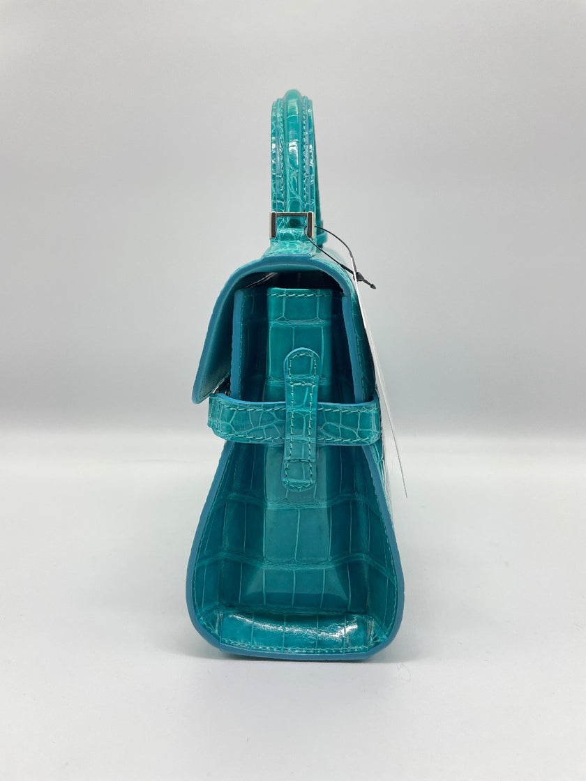 Brand New. Delvaux Tempete Small Croc|10006