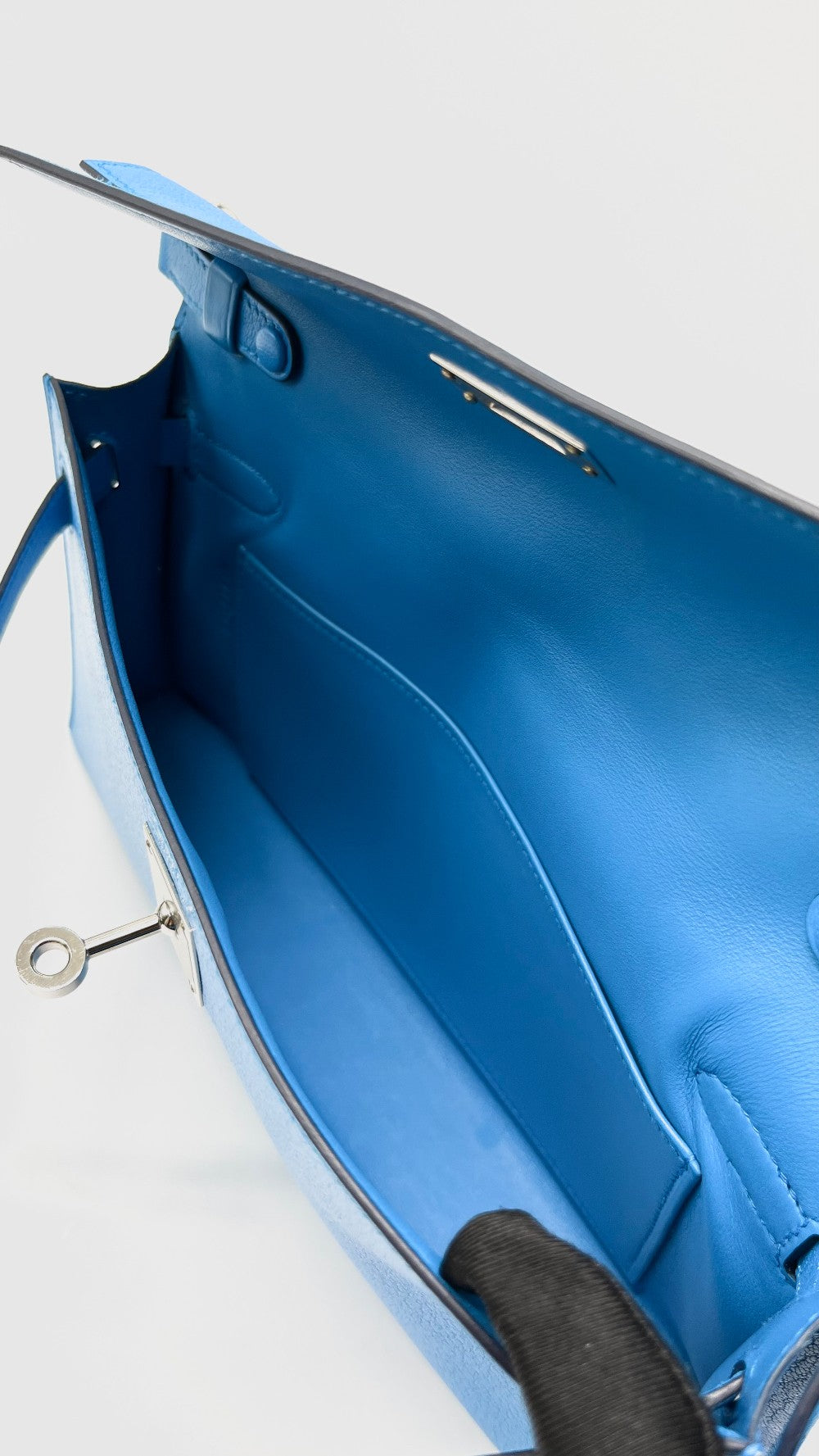 Like New. Hermes Kelly Elan Blue Frida Chevre PHW. BGN940XZ|14893