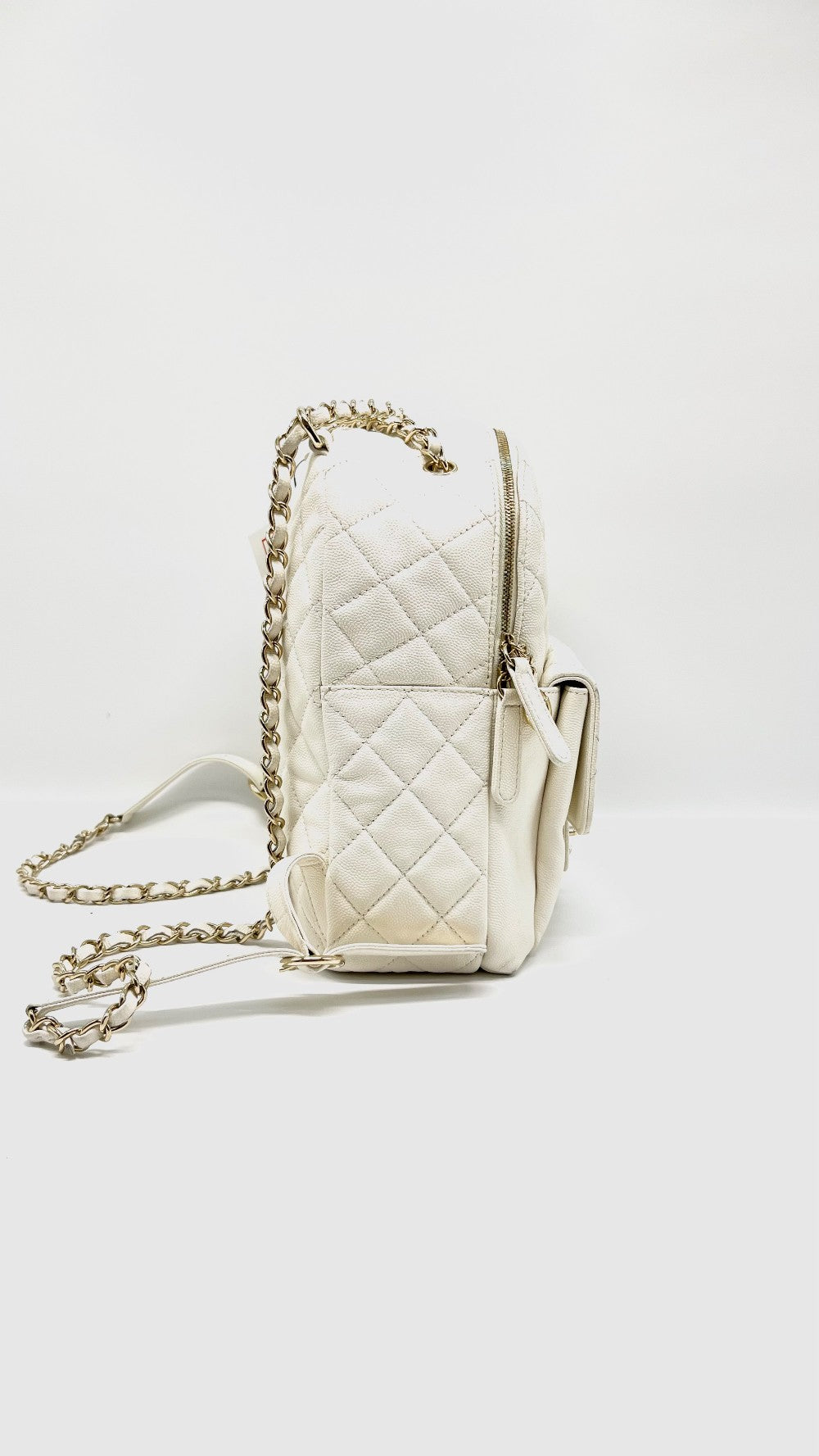 Preowned. Chanel CC Day Backpack White Caviar GHW. 27035013|13836