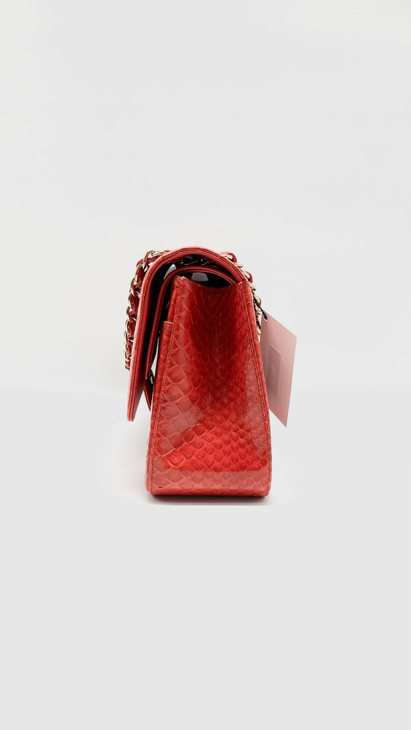 Preowned. Chanel Double Flap Jumbo Red Phyton GHW. 19198219|9856