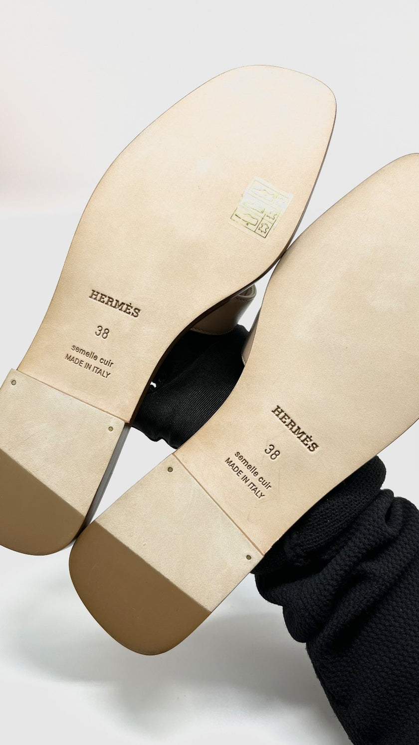 Brand New. Hermes Oran Nude Beige. 38|6904