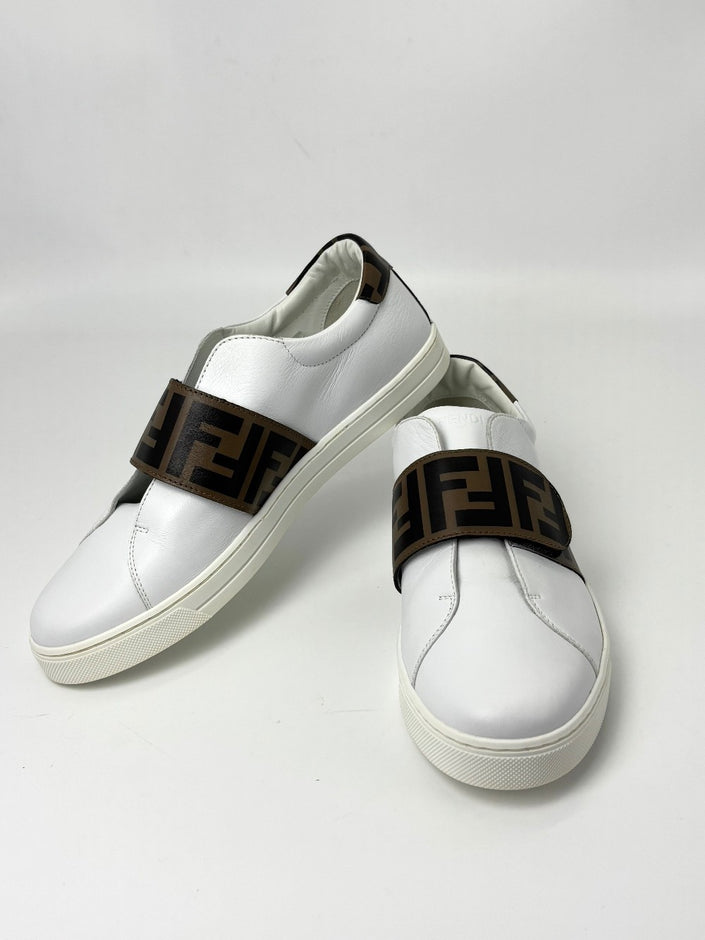 Brand New. Fendi Kids Logo Strap Low-top Sneakers. 39|7623
