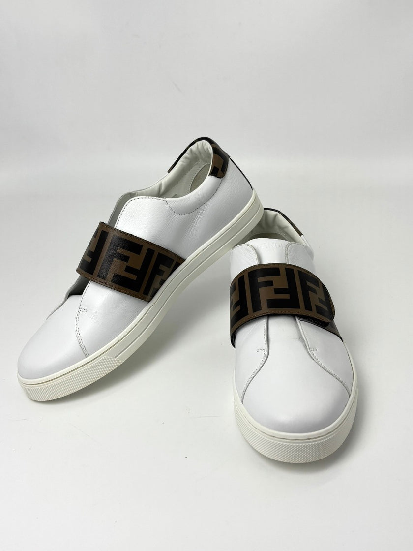 Brand New. Fendi Kids Logo Strap Low-top Sneakers. 39|7623