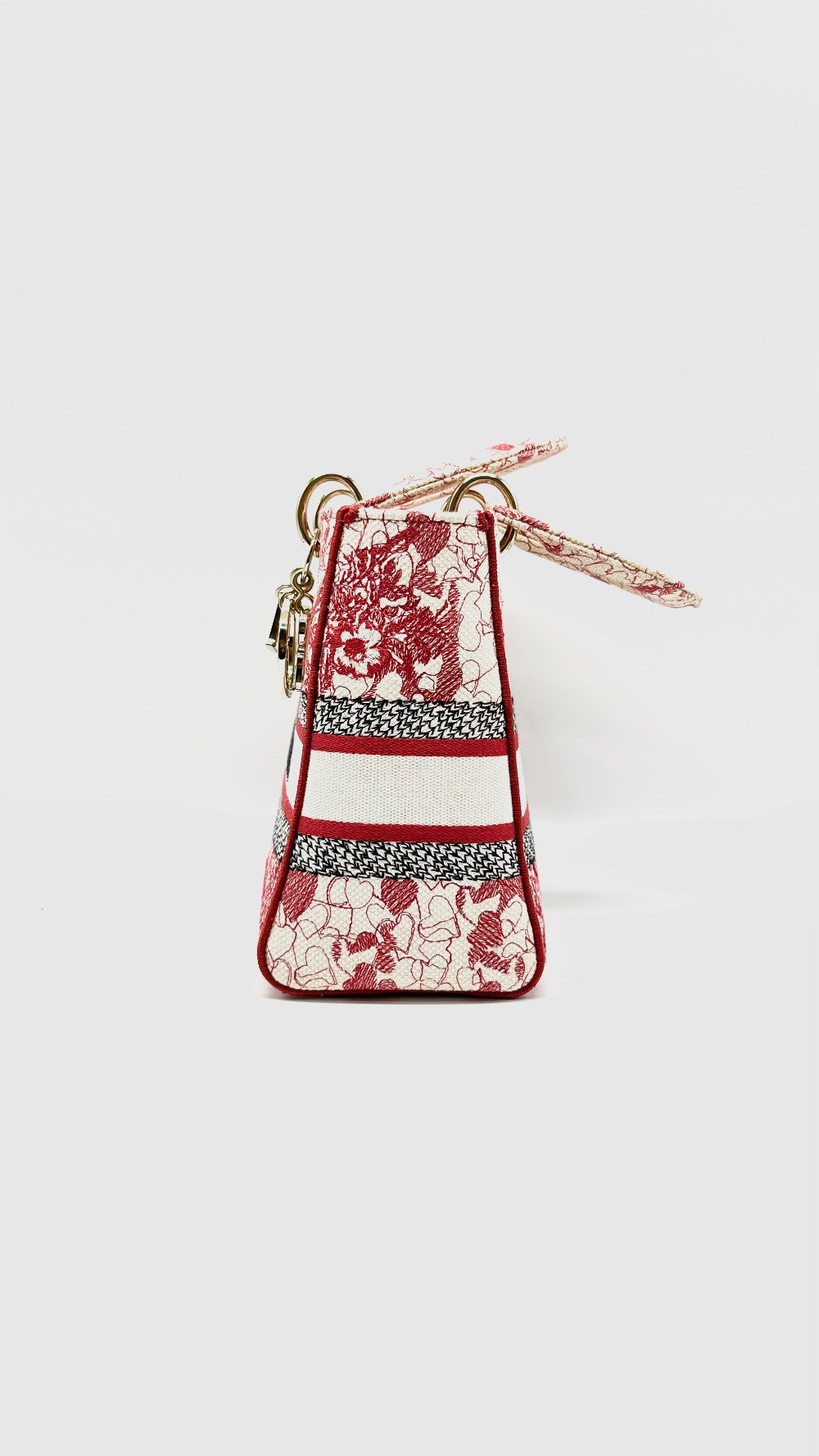 Preowned. Lady Dior Medium Royaume d'Amour Red Canvas. 50MA0261|13859