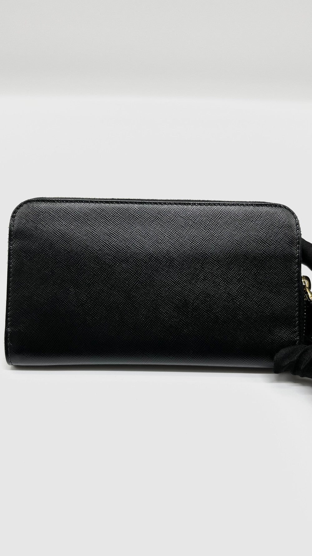 Preowned. Prada Long Zippy Wallet Saffiano Black GHW|5576