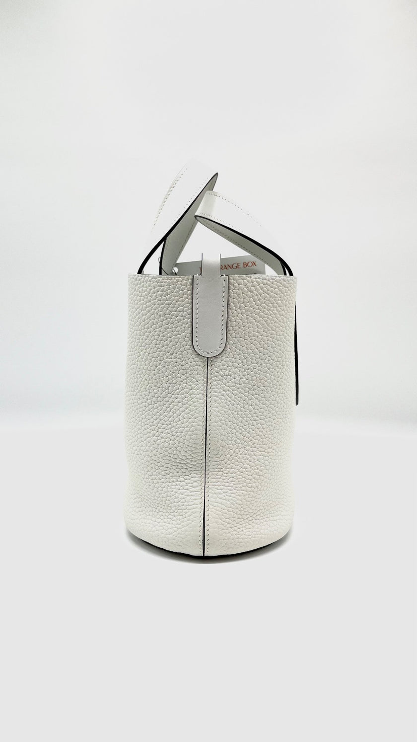 Brand New. Hermes In The Loop 18 New White Togo PHW. BBS005ZB|5167