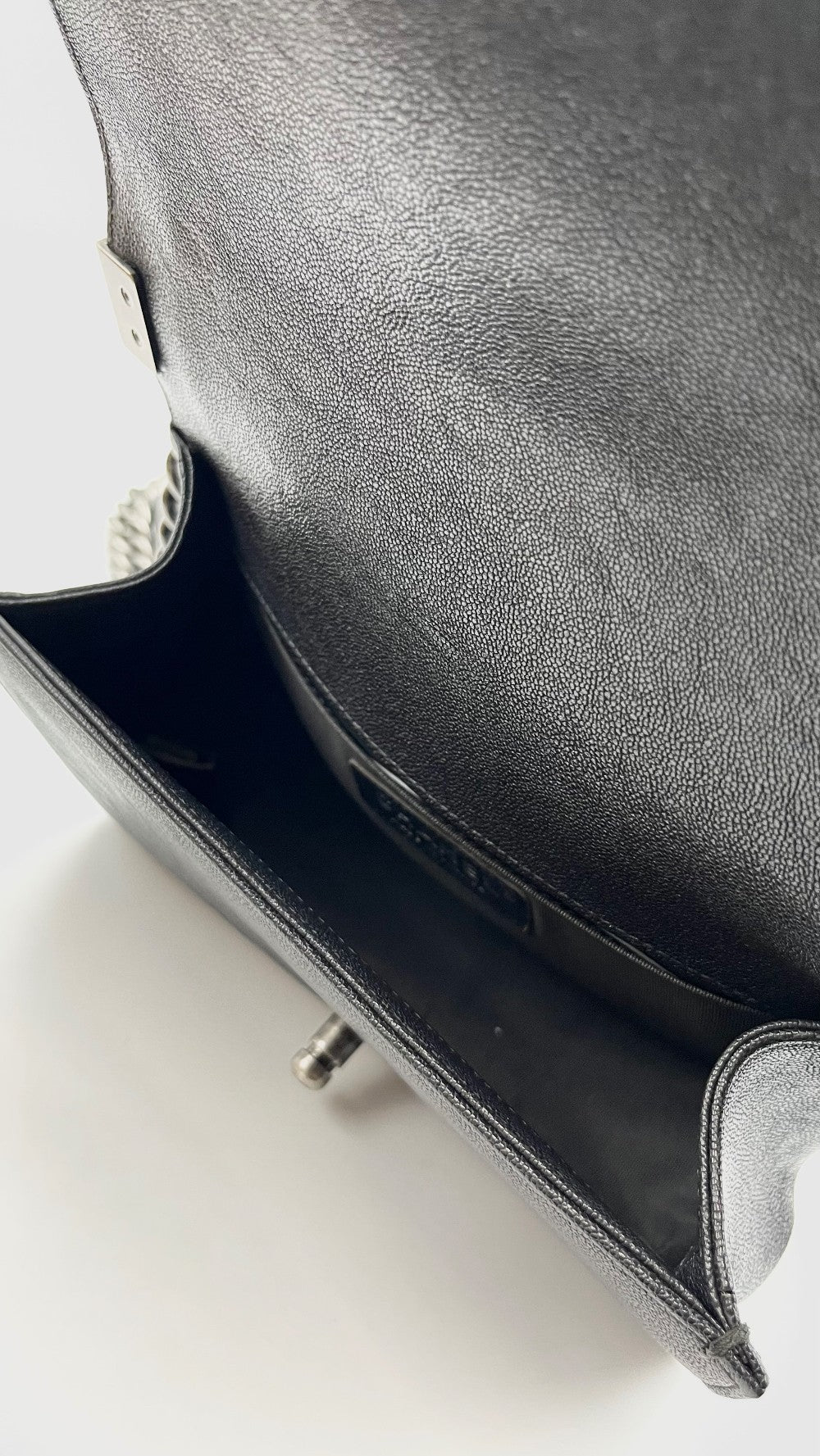 Preowned. Chanel Leboy Small Dark Gray Caviar Ruth HW. 26595963|15913