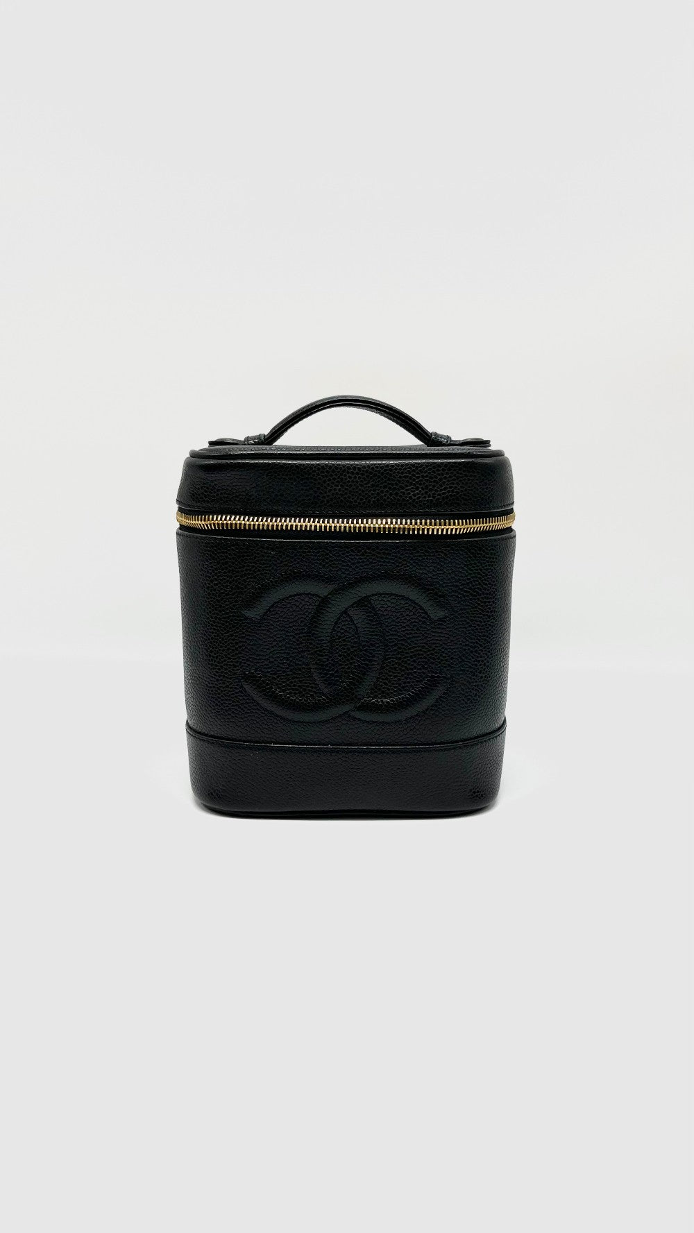 Preowned. Chanel Coco Vanity Bucket Black Caviar GHW. 5850515|9624