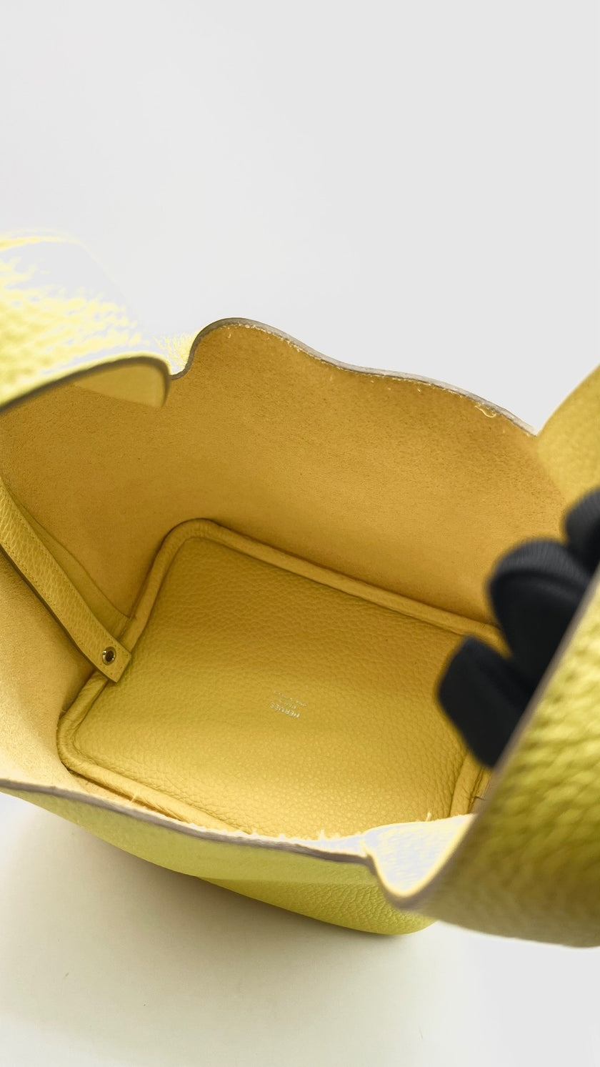 Like New. Hermes Picotin 18 Lime Clemence PHW. UAM005UH|15733