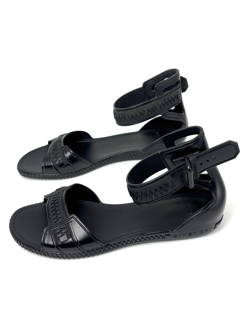 Brand New. Givenchy Jelly Flats Black. 39|7686