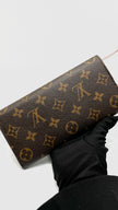 Preowned. LV Emilie Long Wallet Monogram Canvas. Microchip|11317