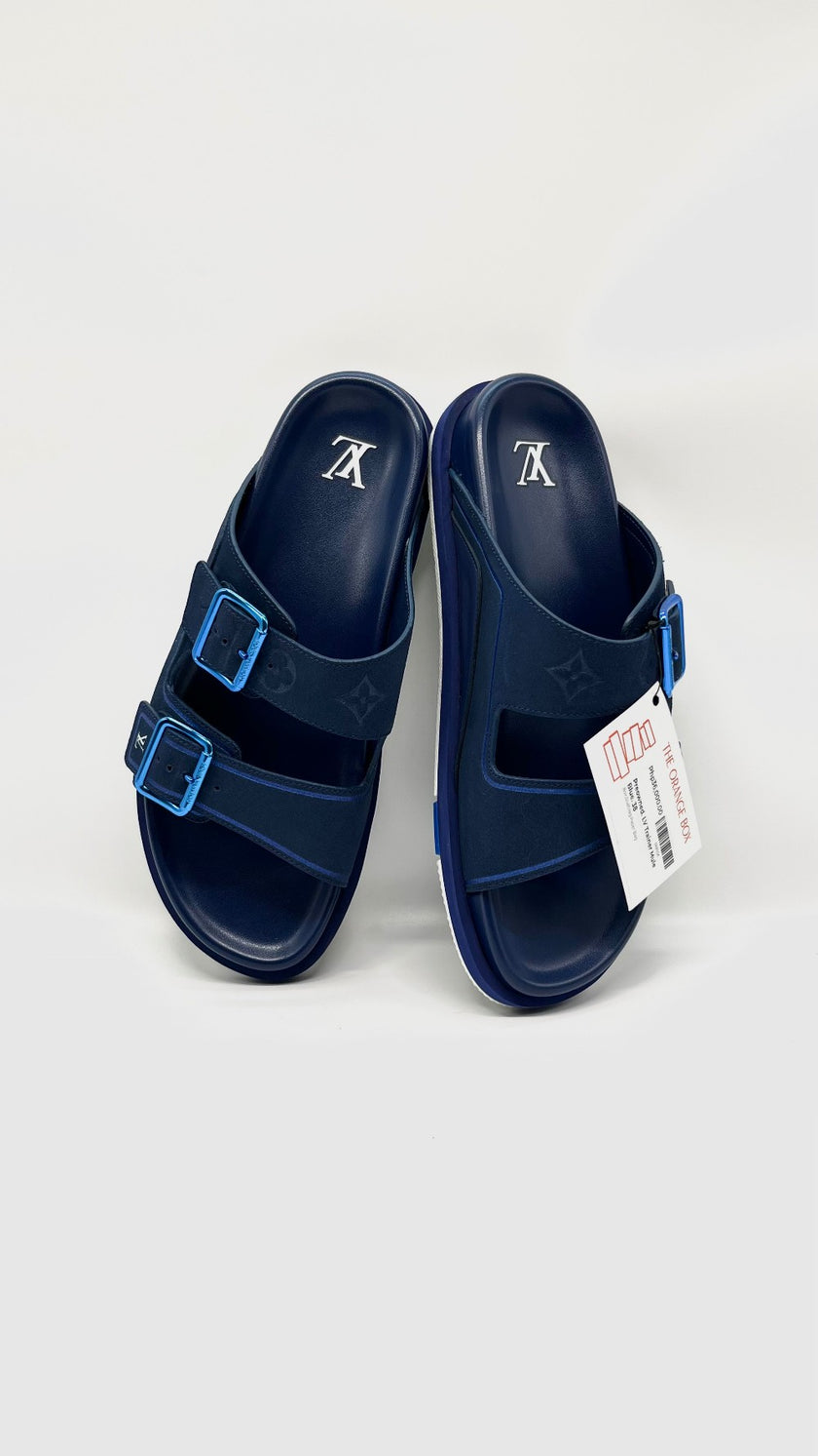 Preowned. LV Trainer Mule Blue. 38|9647