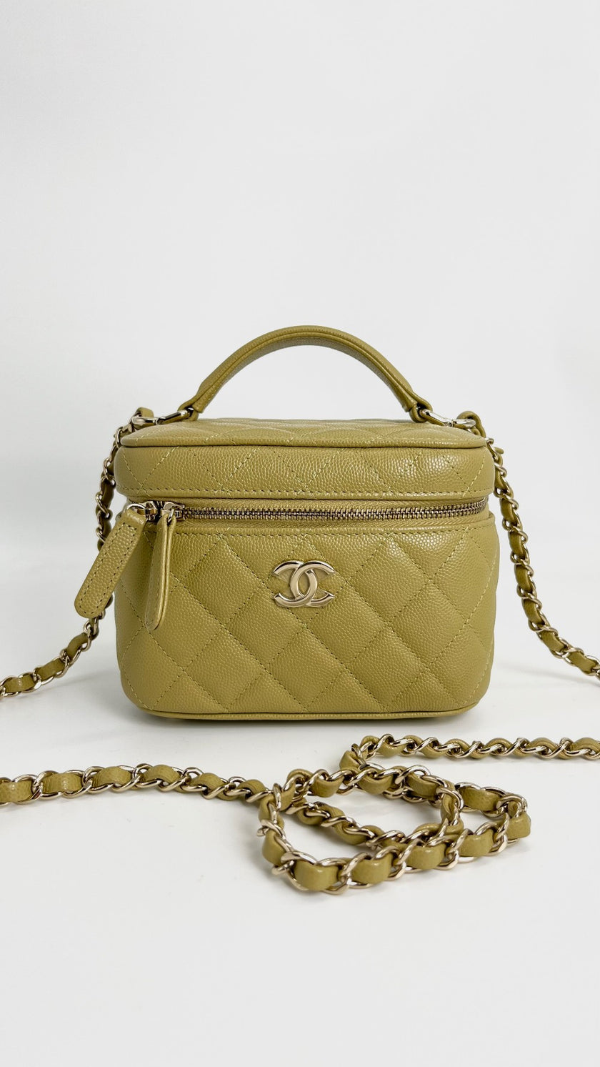 Brand New. Chanel Vanity Case Resin. G3TGGXCG|4223