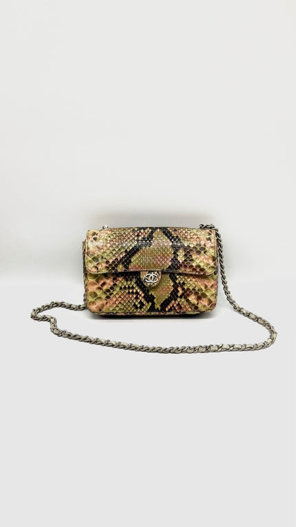 Preowned. Chanel Python Mini Flap Multicolor SHW. 6111892|15303