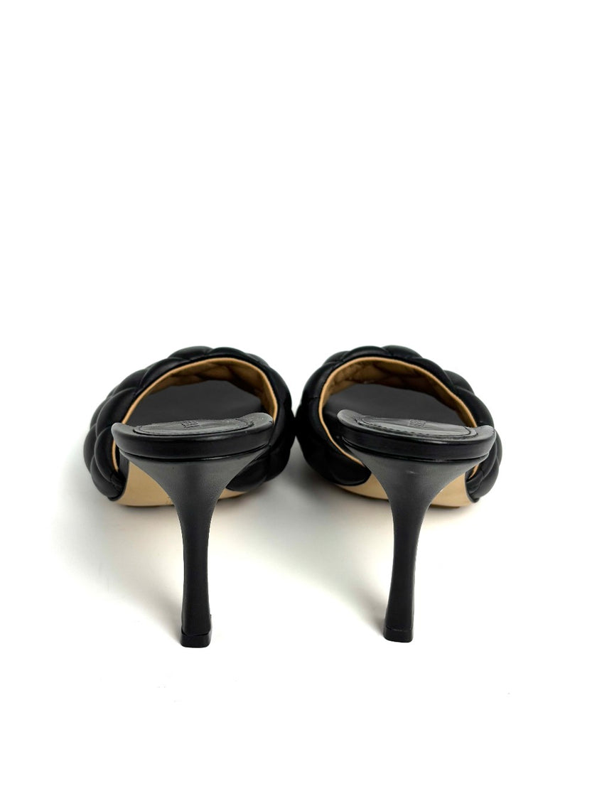 [SALE] Brand New. Bottega Low Heel Black. 39|8320