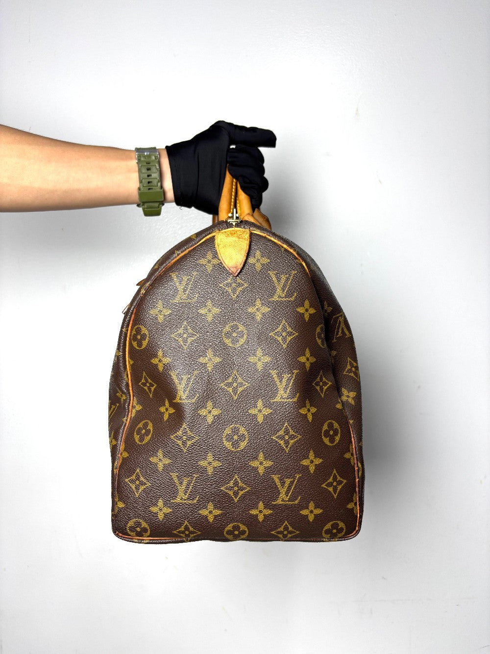 Preowned. LV Keepall 45 Mono. FI1920|11788