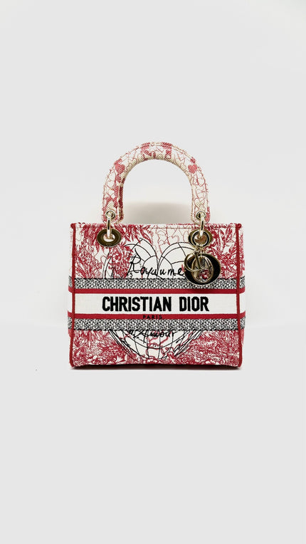 Preowned. Lady Dior Medium Royaume d'Amour Red Canvas. 50MA0261|13858