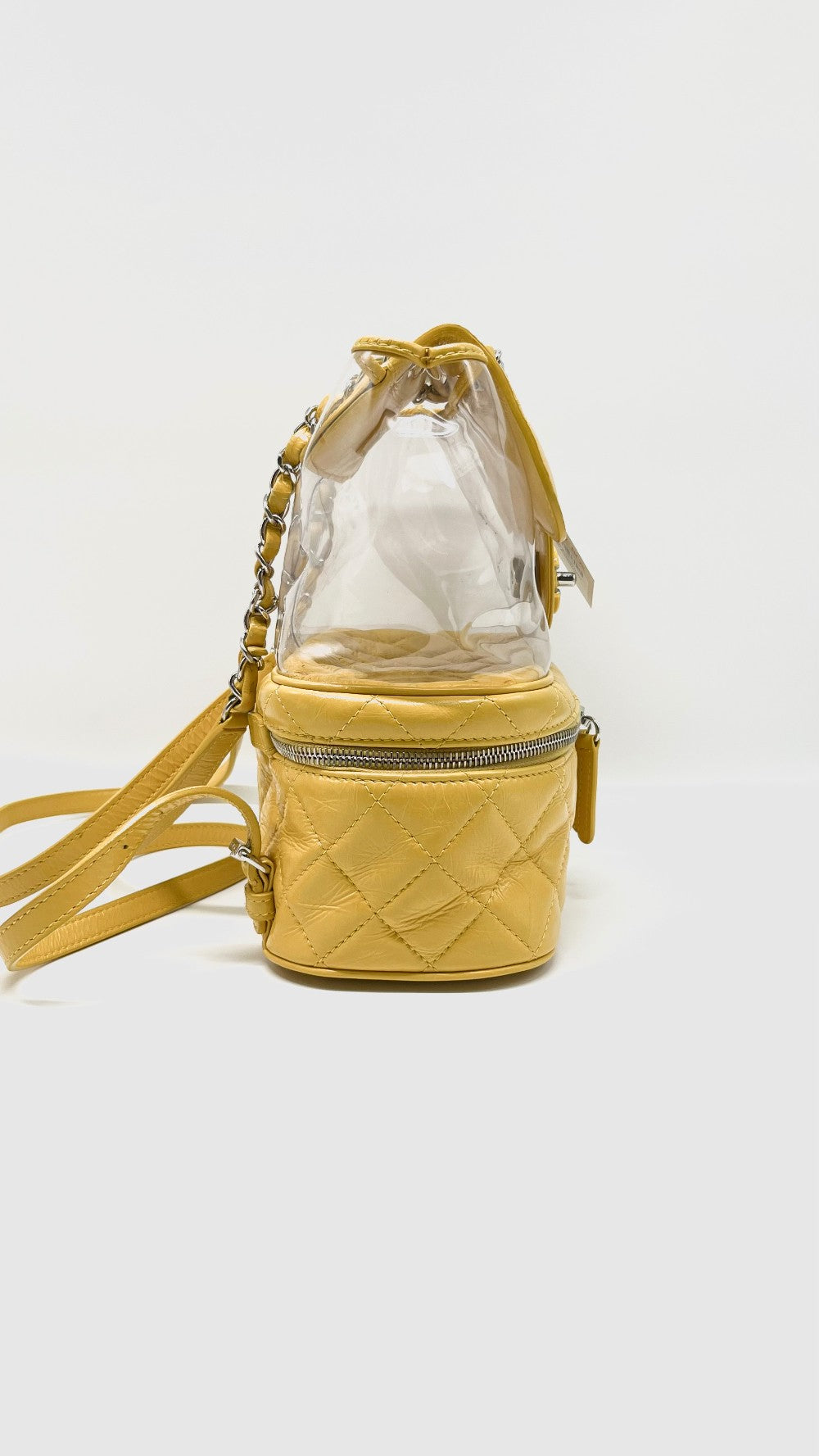 Preowned. Chanel Aquarium Back Pack Yellow Calfskin PVC. 25958505|8480