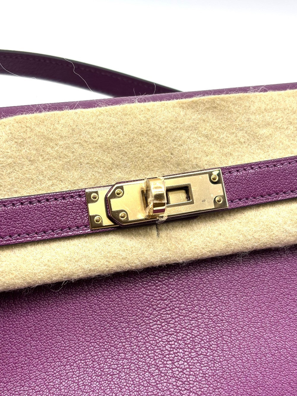 Brand New. Hermes Kelly Elan Anemone Evercolor GHW. WGN634AO|8836