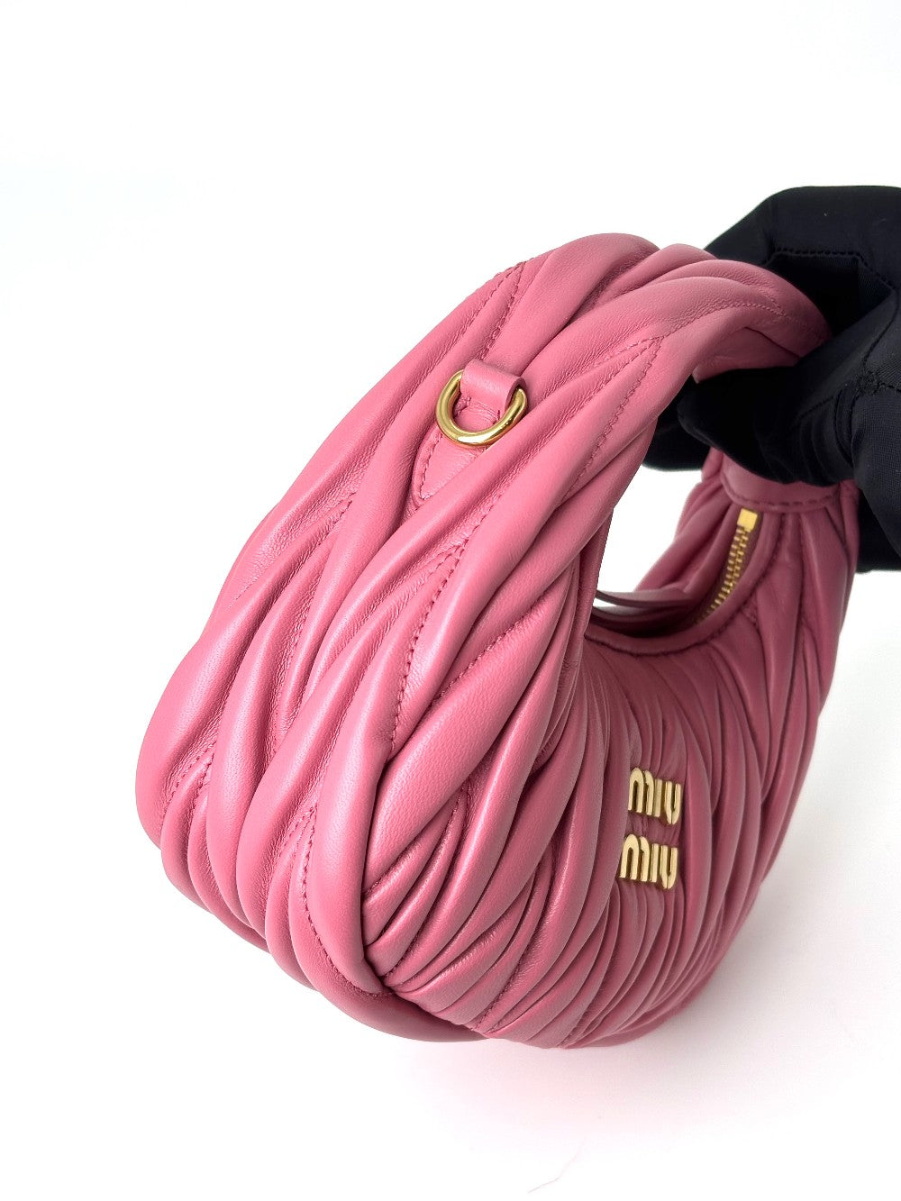 Like New. Miu Miu Wander Matelasse Hobo Bag Pink GHW|6039
