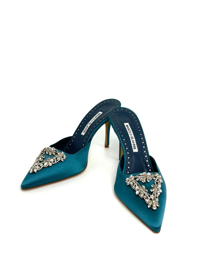 Brand New. Manolo Low Heel Pointed Heel Bluegreen. 36.5|8337