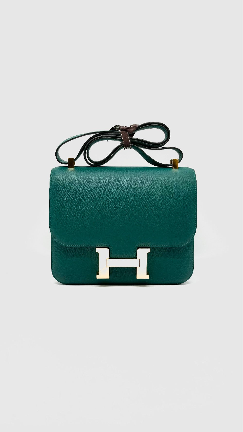 Like New. Hermes Constance 24 Malachite Epsom GHW. AST108FZ|14517